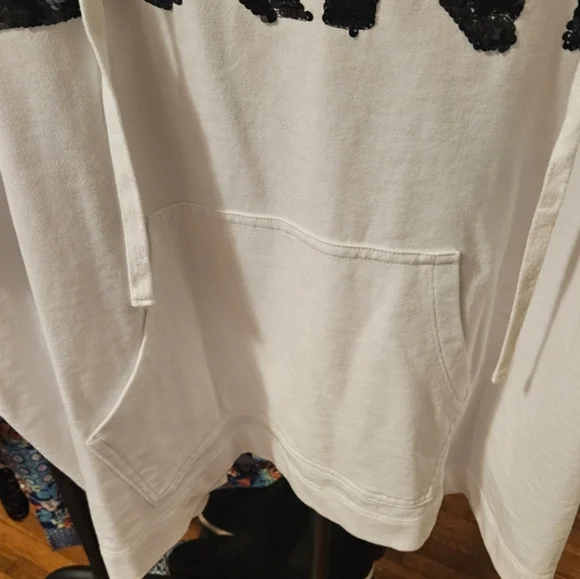 DKNY Cream Garment with Black Label - Picture 2 of 5